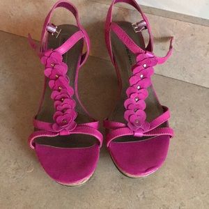 Pink wedges